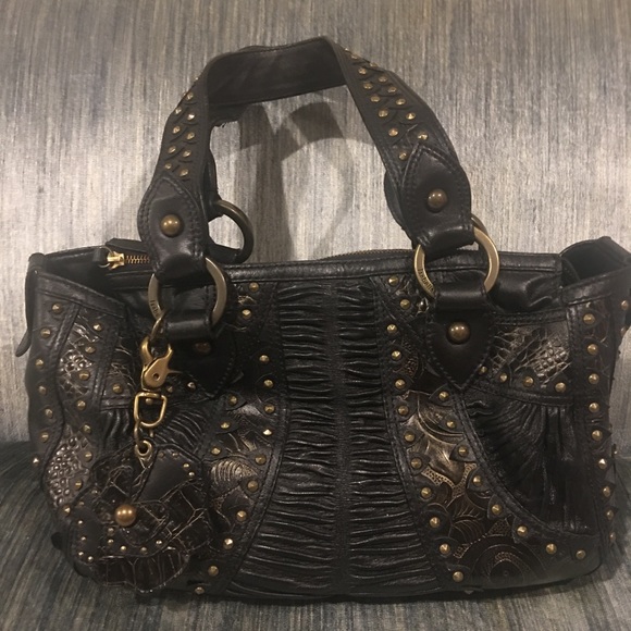 Isabella Fiore Black Leather Stud Shoulder Bag - Picture 6 of 8